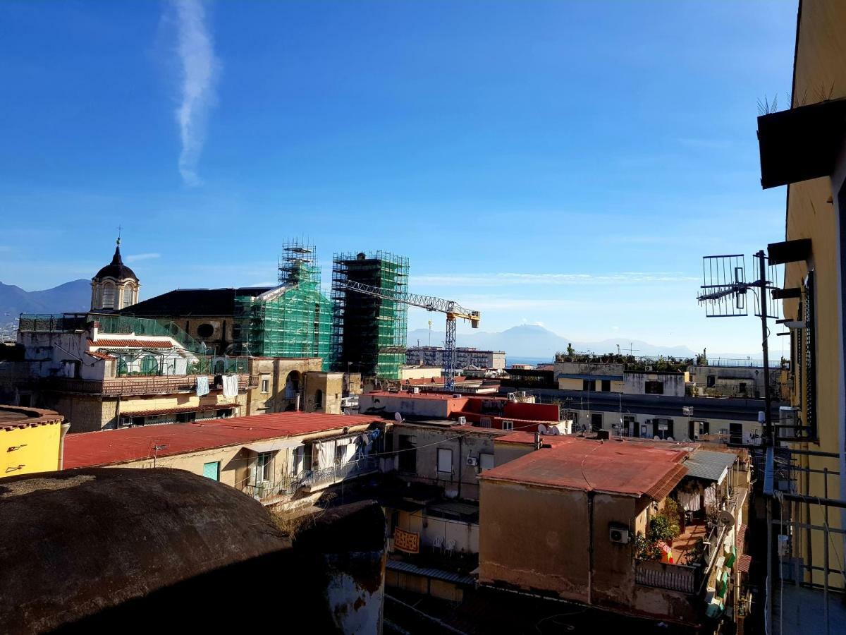 Apartamento I Tetti Del Centro Storico Nápoles Exterior foto