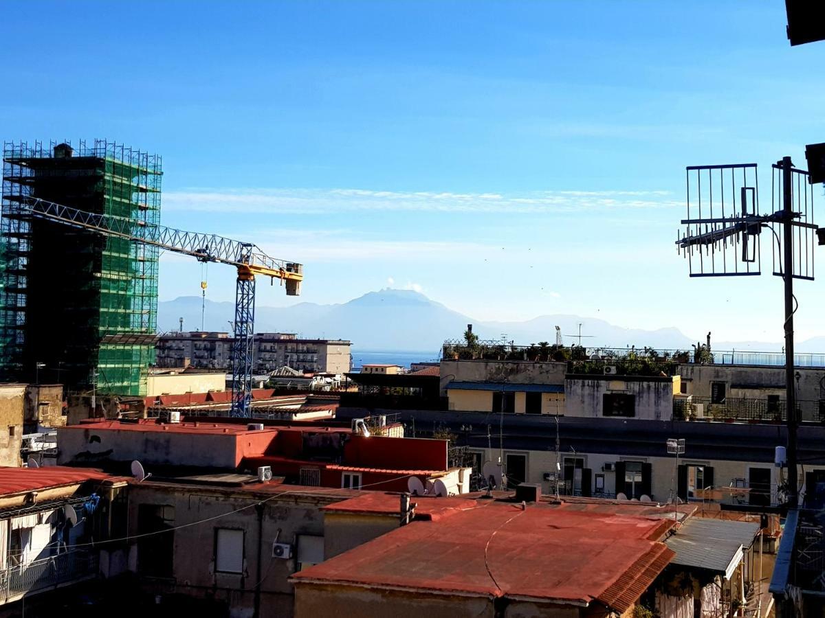 Apartamento I Tetti Del Centro Storico Nápoles Exterior foto